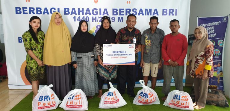 Berkah di Bulan Ramadhan, BRI Manokwari Bagi 200 Paket Sembako Kepada Masyarakat