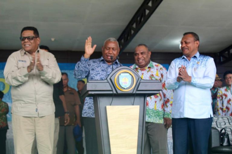 Gubernur Papua Barat Buka Penda KTNA di Bintuni