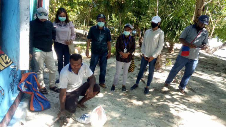 Terkait LKPJ Bupati, Komisi C DPRD Manokwari Tinjau Penangkaran Ketam Kenari di Pulau Mansinam