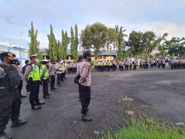 Kawal Pemakaman HS dan DW, Polda Papua Barat Siagakan 320 Personil di 11 Titik