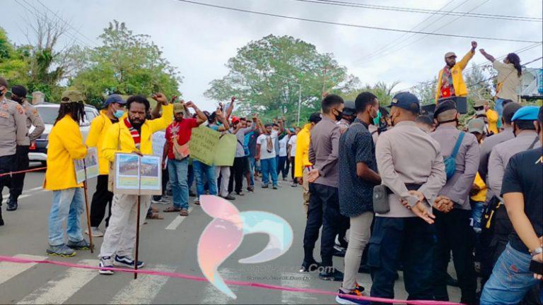 Solidaritas Mahasiswa Dan Masyarakat Gelar Aksi Damai Desak Presiden Cabut Label Teroris Terhadap KKB Papua