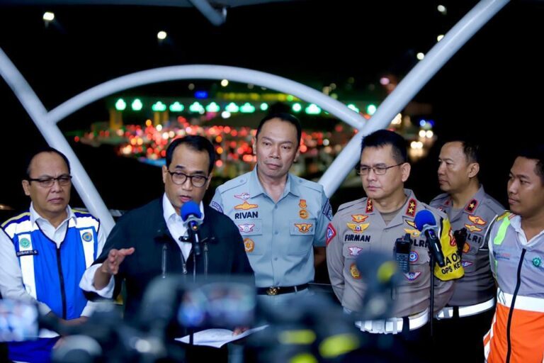 Menteri Perhubungan, Kakorlantas Polri dan Jasa Raharja Amankan Mudik di Km 70 Tol Cikarang Utama